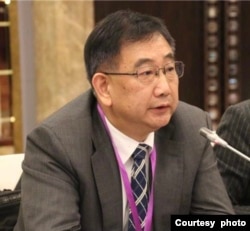 上海東亞研究所助理所長包承柯