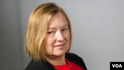 资料照片：前美国之音(VOA)台长阿曼达·贝内特(Amanda Bennett)，参议院于2022年9月22日批准她担任美国全球媒体总署(USAGM)首席执行官。