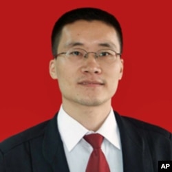 广州律师唐荆陵(档案照片)