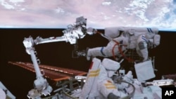 資料照片：中國航天員在太空行走。