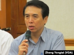 台灣執政黨國民黨立委陳學聖(美國之音張永泰拍攝)