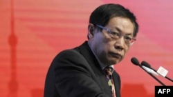 任志強在一個會議上講話（2013年11月18日）