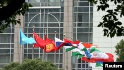 上海合作組織2006年6月在上海舉行會議(資料圖片)