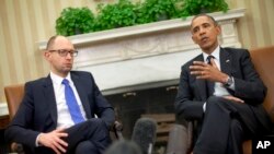 美國總統奧巴馬和烏克蘭臨時總理亞採紐克3月12日在白宮會晤