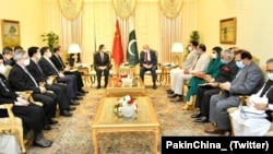 巴基斯坦总理沙赫巴兹·谢里夫会见中国国务委员杨洁篪（2022年6月30日）