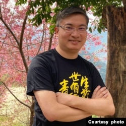 位於台北的台灣香港協會理事長桑普