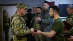 澤連斯基視察尼古拉耶夫 烏東地區繼續激戰