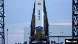 Ракета New Glenn компании Blue Origin перед первым запуском на стартовой площадке Космических сил на мысе Канаверал, штат Флорида 
