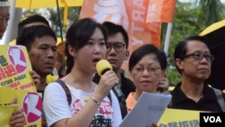 民陣發起人陳倩塋表示，這段時間是民意爭奪的關鍵時刻。(美國之音湯惠芸拍攝)