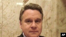 共和黨聯邦眾議員史密斯。