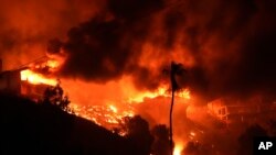 ໄຟໄໝ້ປ່າໃນນະຄອນລອສ ແອນເຈີເລສ ລັດຄາລີຟໍເນຍ 