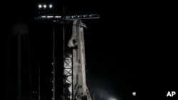 在佛羅里達州肯尼迪太空中心，美國太空總署和SpaceX推遲了原定於週一向國際空太空站發送4名成員的計劃。（2023年2月27日）