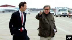 班農(圖右)稱在對華問題上，與川普女婿庫特納(圖左)所見略同 (資料圖片)