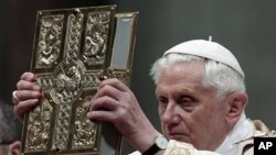 天主教教宗本篤十六世梵蒂岡舉行彌撒