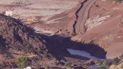 ປາເຊລມອນໂຕທຳອິດໃນຮອບສະຕະວັດ ໄດ້ເດີນທາງຮອດອ່າງນ້ຳຄລາແມັດໃນ ລັດອໍເຣກອນ ຫຼັງຈາກການຖອດຖອນເຂື່ອນໄຟຟ້າ 