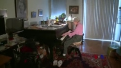 美国百岁老人谈长寿秘密