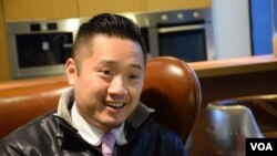 台灣白色正義聯盟發起人吳勇峰表示，反對太陽花運動以佔領立法院等激烈的抗爭手法表達訴求。(美國之音湯惠芸)