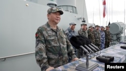 中国国家主席习近平在南中国海检阅中国海军 (2018年4月12日)