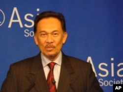 安華.伊伯拉興, 馬來西亞前任副總理