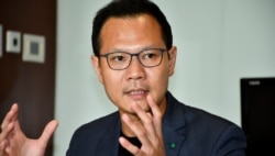 香港法律界立法會議員郭榮鏗(美國之音湯惠芸）