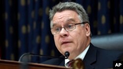 美國國會眾議院外交委員會資深議員、人權事務小組委員會主席史密斯