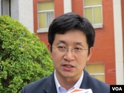 台灣執政黨民進黨立委蔡適應 (美國之音張永泰拍攝)