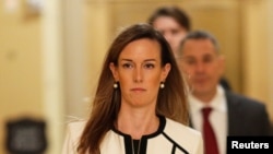 副總統彭斯的外交政策助理威廉姆斯（Jennifer Williams）11月7日到國會參加了彈劾調查的閉門聽證。