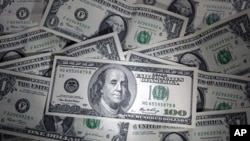 A Power Ranger balloon cruises along Central Park West during the Macy&#39;s Thanksgiving Day Parade, in New York.