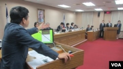 台灣立法院外交及國防委員會10月18號質詢的情形