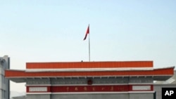 圖們江大橋橋頭的中國“國門”