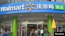 全球零售公司沃爾瑪(Walmart, Inc.)在中國廣東省深圳市開設的首家店。 (2018年4月4日)