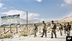 阿富汗與塔吉克斯坦兩國邊界。