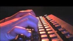 2013-05-29 美國之音視頻新聞: 美中將成立工作小組討論網絡安全