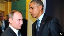 奧巴馬(右)與普京(左)在峰會上會晤