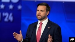 共和黨副總統候選人JD萬斯在10月1日出席辯論。（美聯社照片）