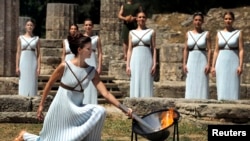 奧林匹克聖火點燃儀式在希臘雅典舉行 （2016年4月21日）