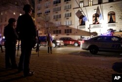 法國發生恐怖襲擊後，紐約市立即加強安全戒備。