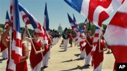 美國各大城市於每年獨立紀念日都舉行巡遊慶祝活動(資料圖片)