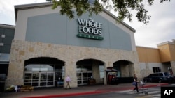 德克萨斯州圣安东尼奥的一家“全食超市”(Whole Foods)商店。（资料照）