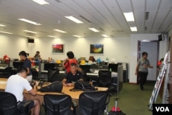 2019年7月11日記者返回立法會記者工作室（美國之音記者申華拍攝）