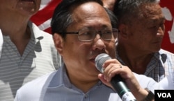 香港支聯會主席何俊仁。(美國之音湯惠芸)