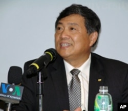 美国丹佛大学赵穗生教授