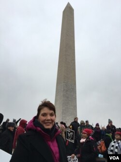 “女權無疆界”(Women's Rights Without Frontiers)主席瑞潔(Reggie Littlejohn)參加今年的“為生命遊行”活動。