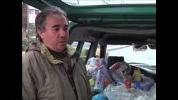 希腊慈善组织节日期间加紧工作