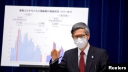 日本政府新冠對策小組會會長尾身茂在記者會上。（2021年2月2日）