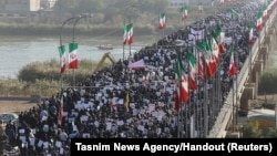 伊朗國家媒體播出支持政府示威的畫面