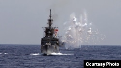 2019年5月22日台灣海空聯合操演，海軍艦船模擬導彈來襲。