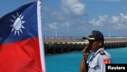 守護南中國海太平島的台灣士兵。(資料圖片)