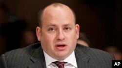 美國財政部負責打擊恐怖分子籌集經費事務的助理部長丹尼爾.格拉瑟。