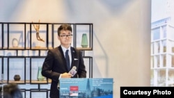 鄭文傑在英國駐港總領事館參與投資暨貿易政策說明會上 (照片來源： 鄭文傑2018年11月15日臉書貼文)